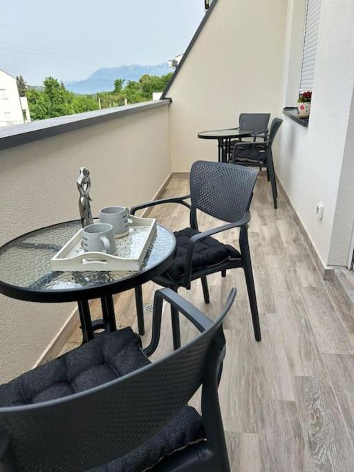 Apartment Zira